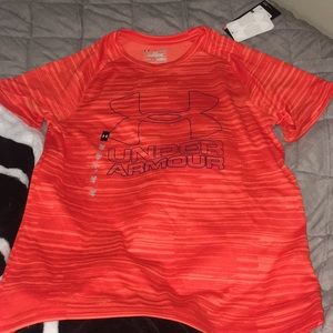 Athletic shirt